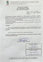 Declara ponto facultativo no âmbito do Poder Legislativo Municipal.